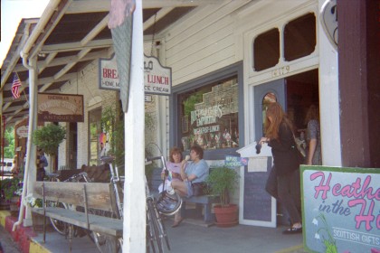 Street scene in Amador City in Sierra foothills.