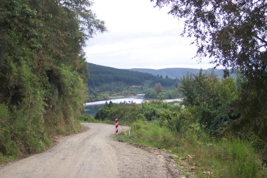 Road along the Calle Calle River valley