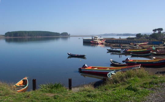 Boats in Puerto Saavedra harbor