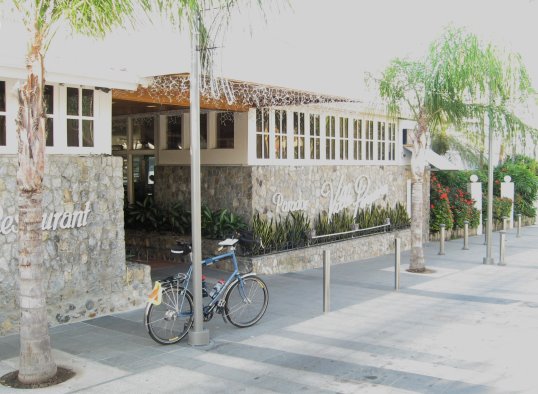 Waiting for the others in front of the hotel