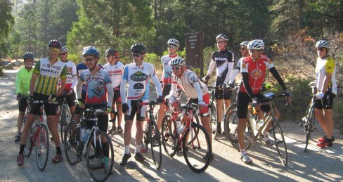 Riders lined up for photo